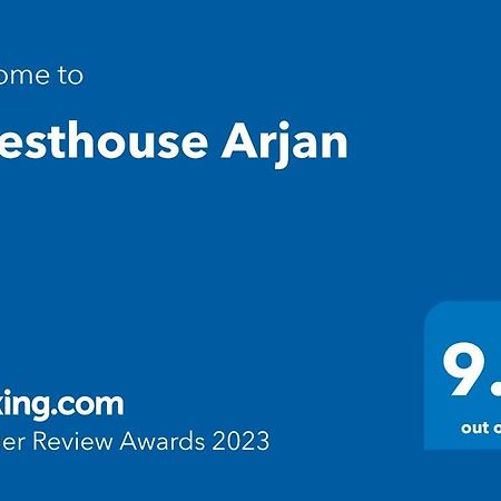 Guesthouse Arjan بيرات المظهر الخارجي الصورة