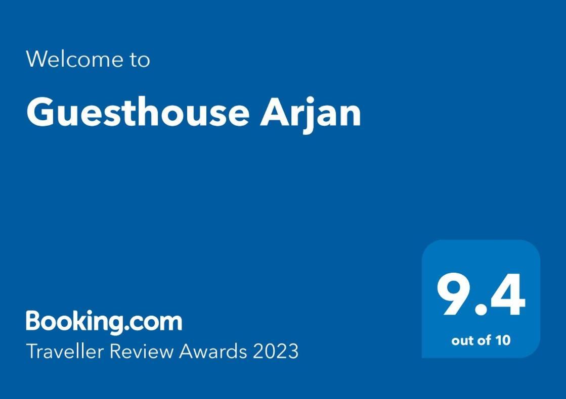 Guesthouse Arjan بيرات المظهر الخارجي الصورة