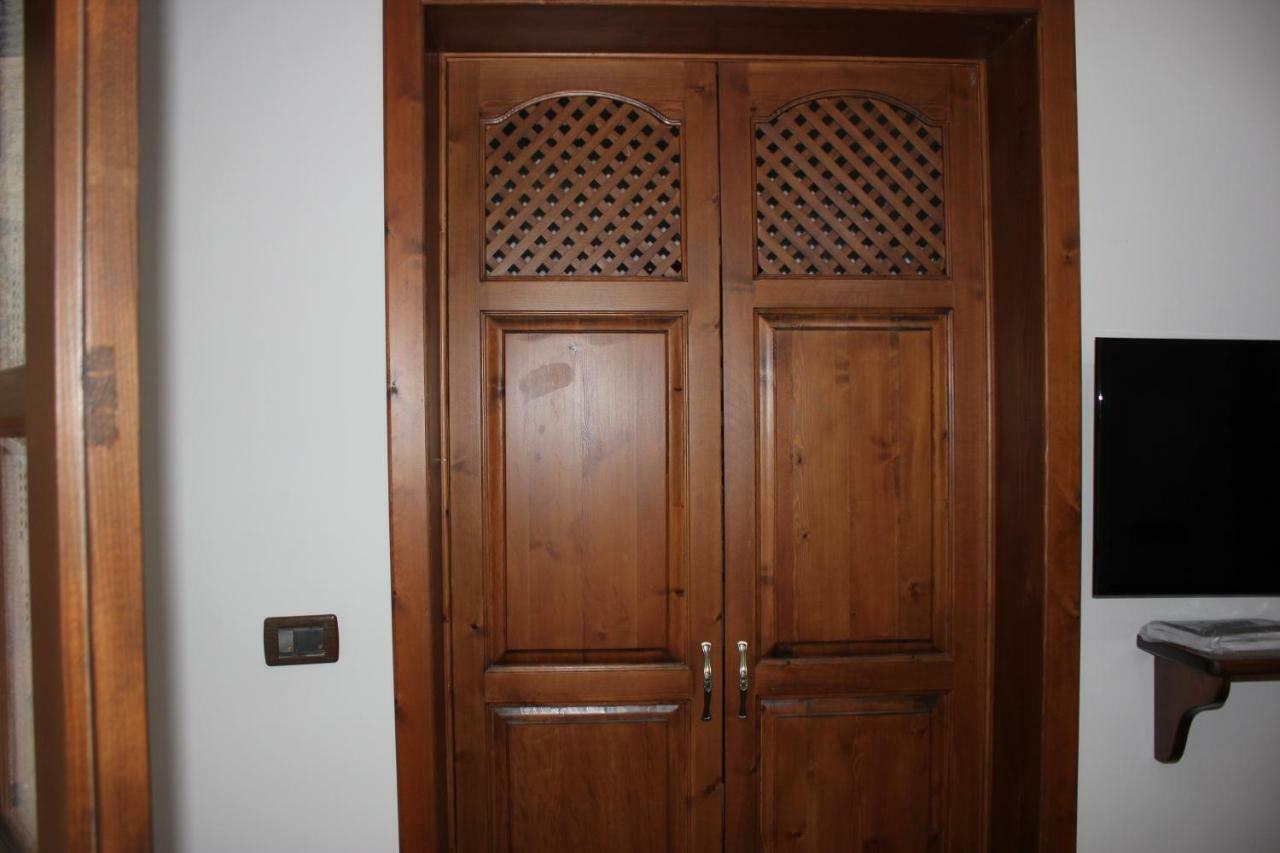 Guesthouse Arjan بيرات المظهر الخارجي الصورة